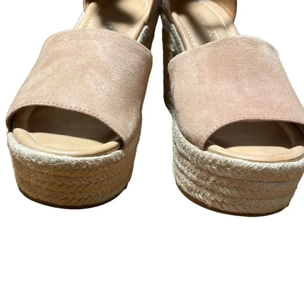 Nine West tan platform wedge sandals 4” heel and 1 1/2 “ platform in front 7 M